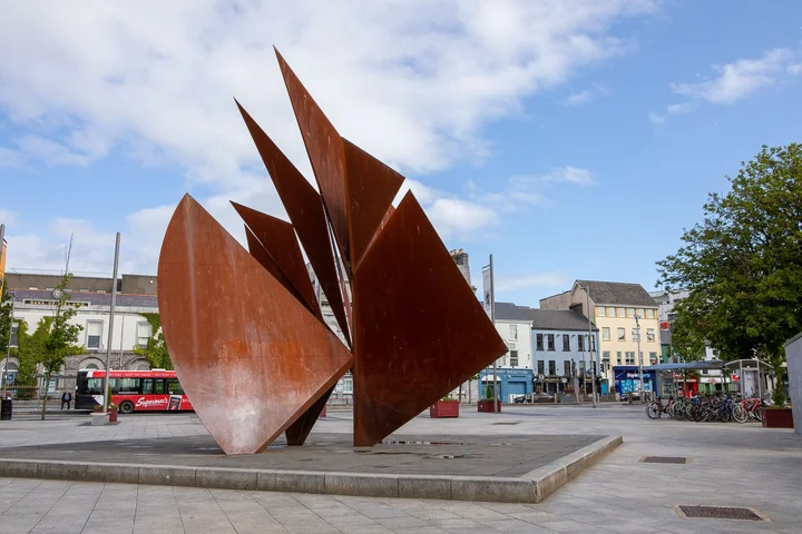 Eyre Square in Galway | What to Know Before You Go