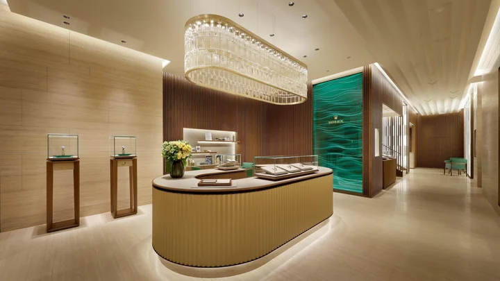 Rolex in Tokyo - Ask AI | mindtrip