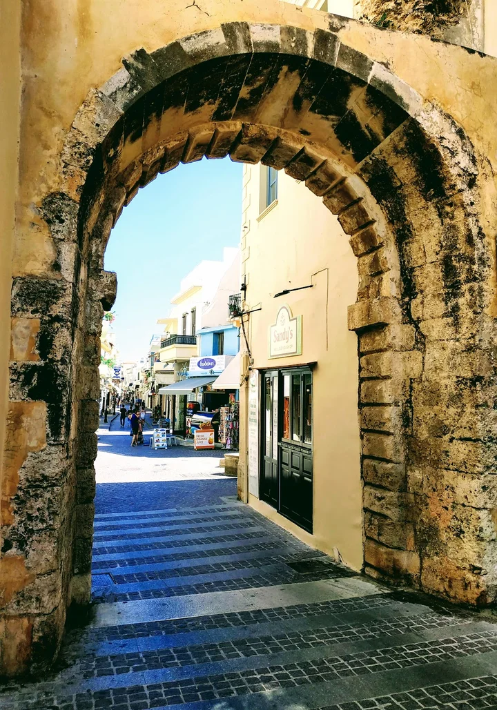 Guora gate in Rethymnon, Crete - Ask AI | mindtrip