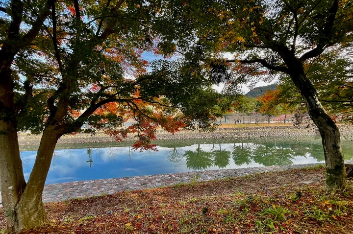 Statue of Murasaki Shikibu in Uji | Ask Anything