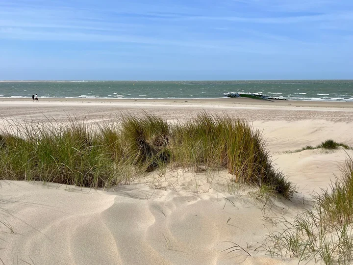 Renesse Strand in Renesse, Zeeland - Ask AI | mindtrip