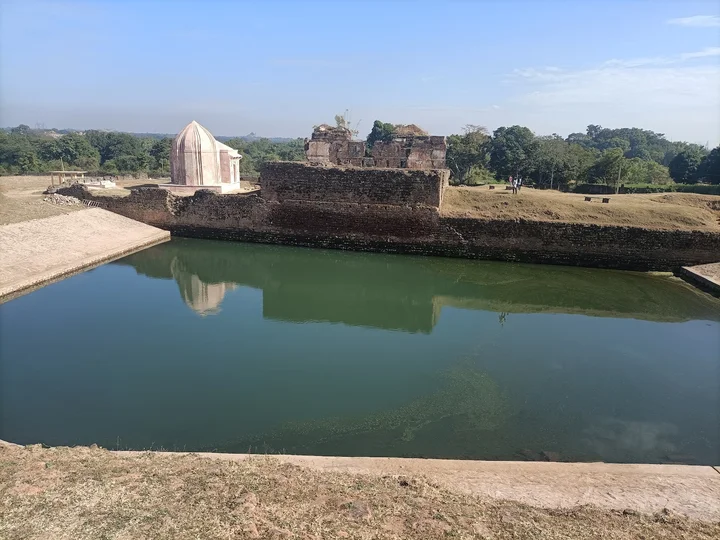 Navratangarh Fort in Jharkhand | What to Know Before You Go