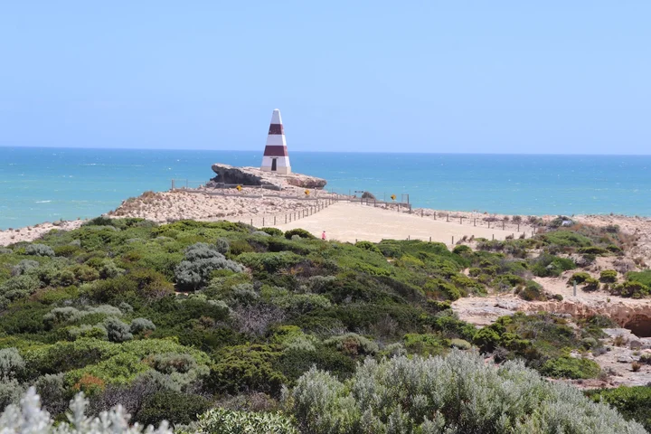 Obelisk Lookout in Robe, South Australia - Ask AI | mindtrip
