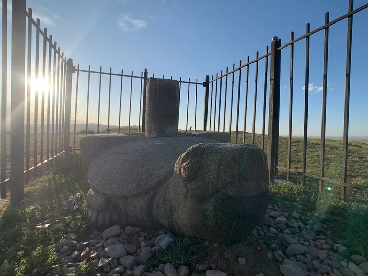 Turtle Marker in Kharkhorin, Ovorkhangai - Ask AI | mindtrip