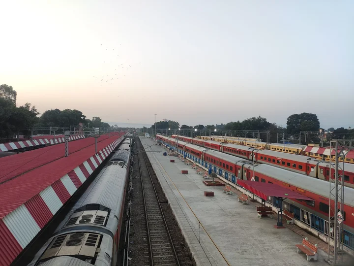 Nearest Railway Station to Kanatal