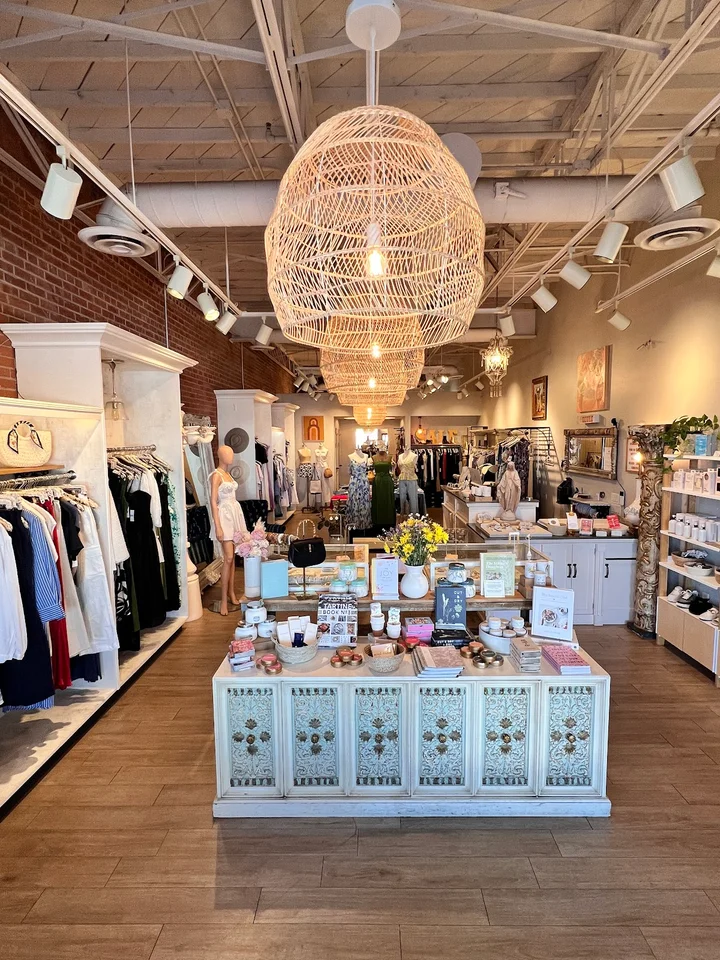Muse Apparel in Phoenix, Arizona - Ask AI | mindtrip