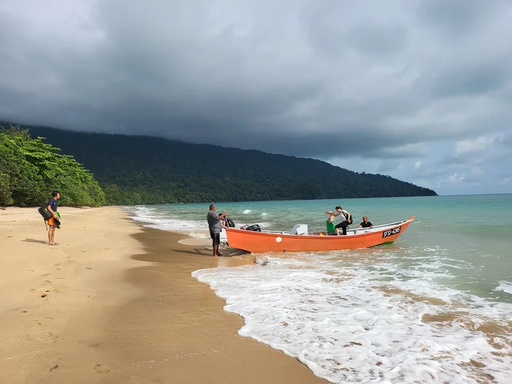 Paradesa Borneo - Tours & Travel