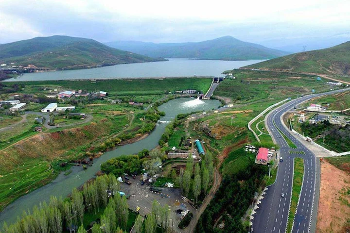 Mahabad dam in Mahabad - Ask AI | mindtrip