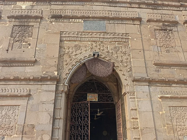 Kusumba Masjid in Rajshahi Division | Ask Anything