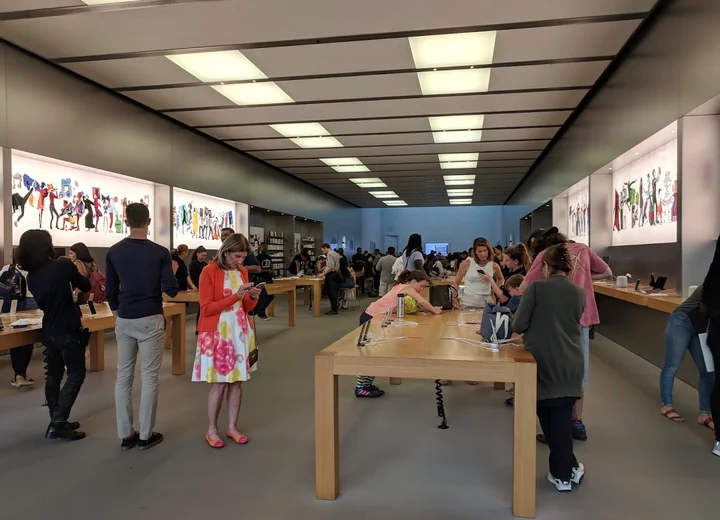 Apple Georgetown in Washington DC - Ask AI | mindtrip