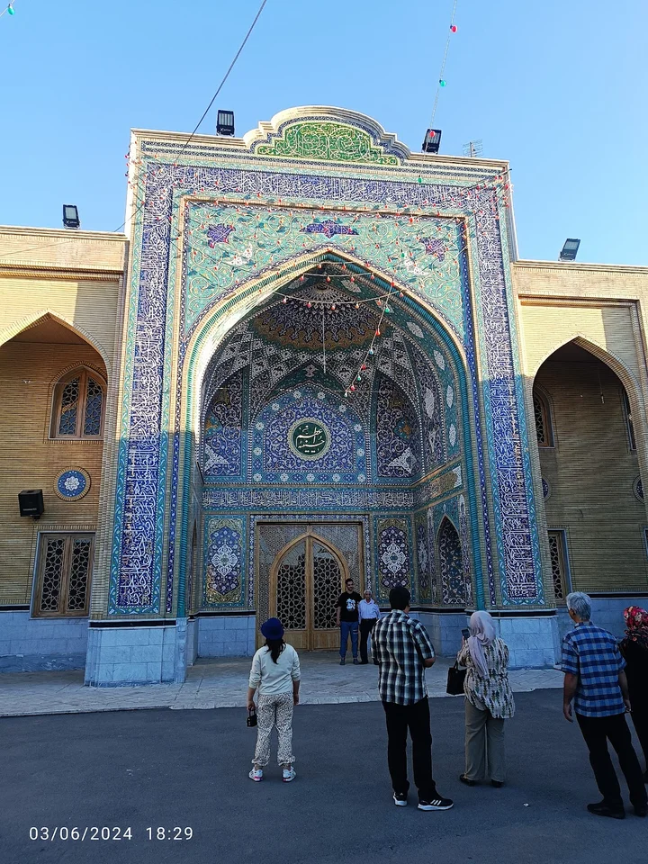 Hosseinieh Azam Zanjan Mosque | What to Know Before You Go