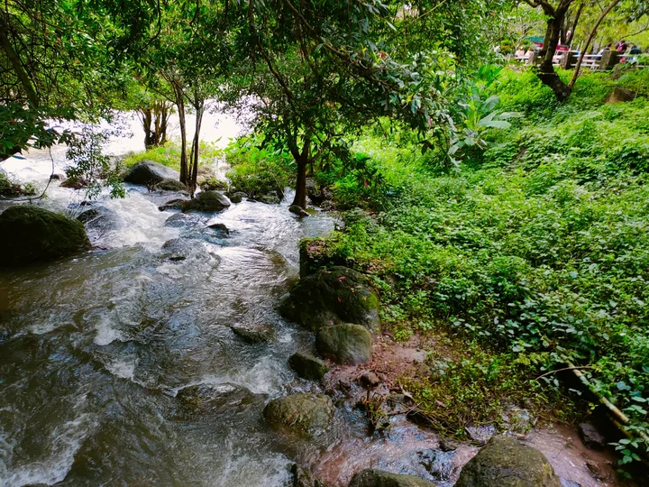 Nang Rong Waterfall in Nakhon Nayok | Ask Anything