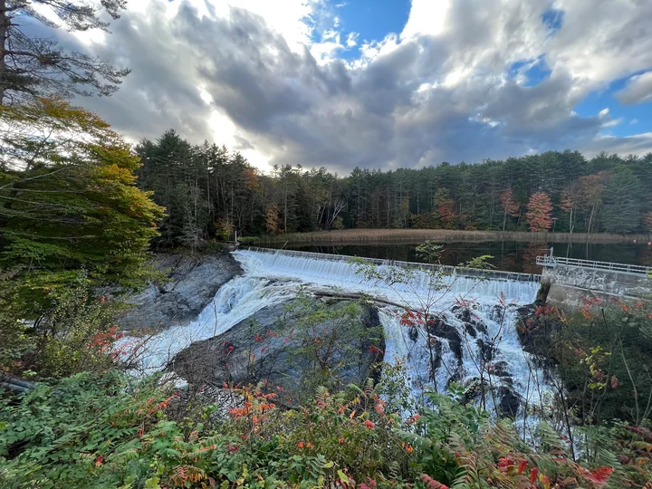 Quechee Gorge Bridge in Quechee, Vermont - Ask AI | mindtrip