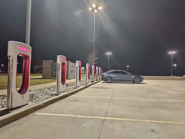Tesla Supercharger in Springfield - Ask AI | mindtrip