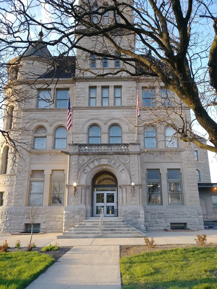 Historic City Hall in Springfield - Ask AI | mindtrip