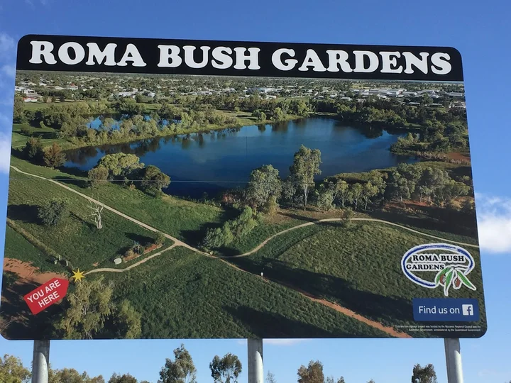 Roma Bush Gardens in Roma | What to Know Before You Go