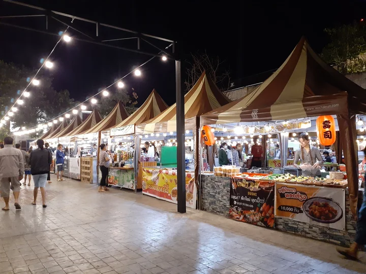 Savannakhet New Night Market 