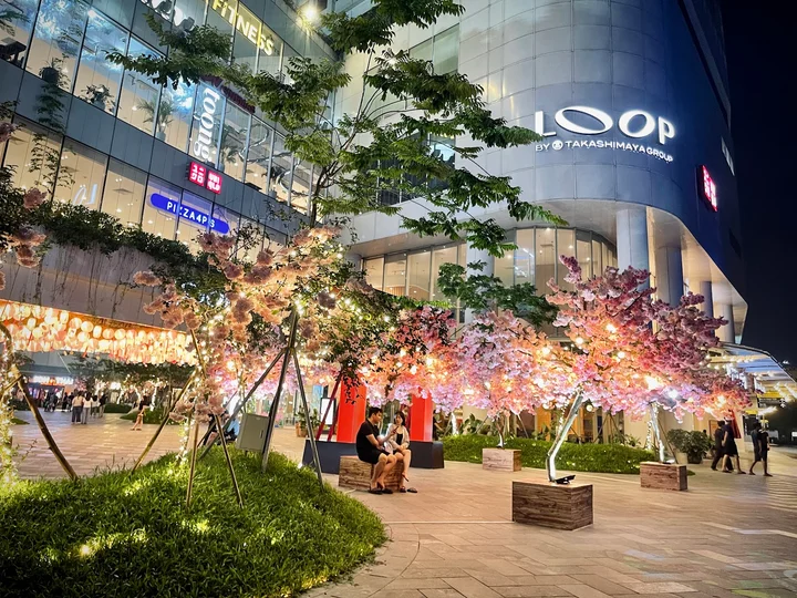The Loop in Xuan Tao, Hà Nội - Ask AI | mindtrip