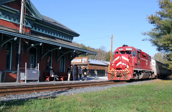 Green Mountain Railroad in Chester - Ask AI | mindtrip