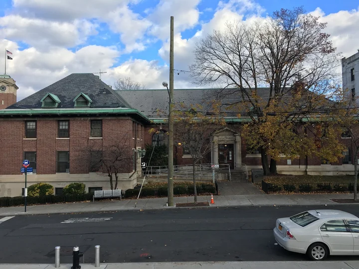 St. George Library Center in Bayonne - Ask AI | mindtrip