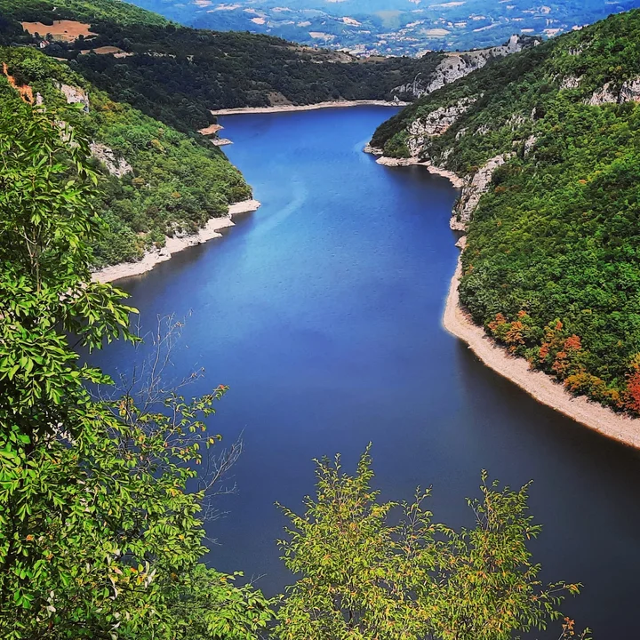 Vrbas river mountain view in Mrkonjic Grad | Ask Anything