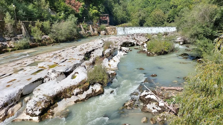 Barrage de Métral in Lancrans - Ask AI | mindtrip