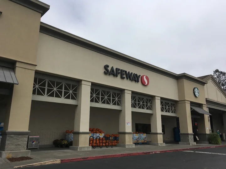 Safeway in Santa Rosa | What to Know Before You Go