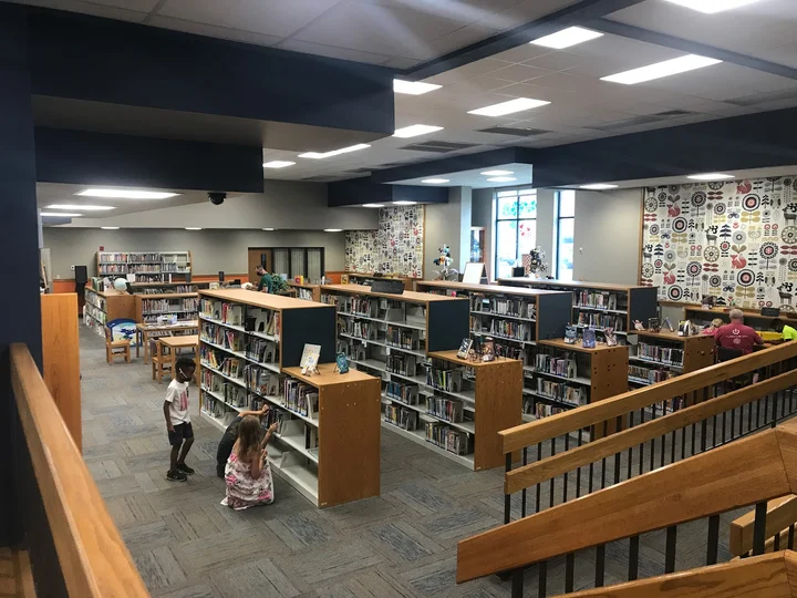 Little Chute Public Library in Little Chute | Ask Anything