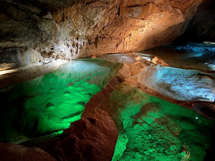 Grotte de la Cocalière in Courry - Ask AI | mindtrip