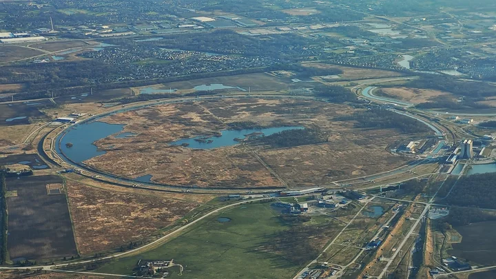 Fermilab in Batavia, Illinois | Ask Anything