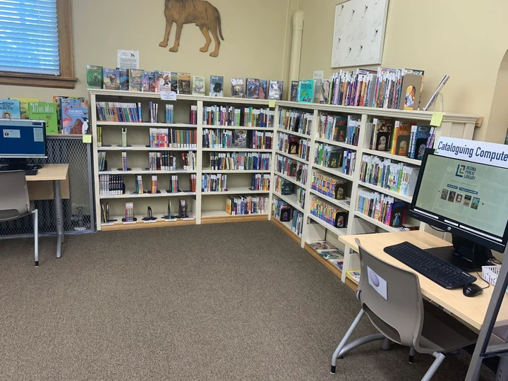 Regina Public Library - Connaught Branch
