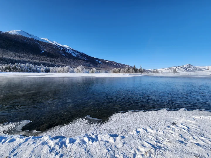 Yaze Lake in Xin Jiang Wei Wu Er Zi Zhi Qu | Ask Anything