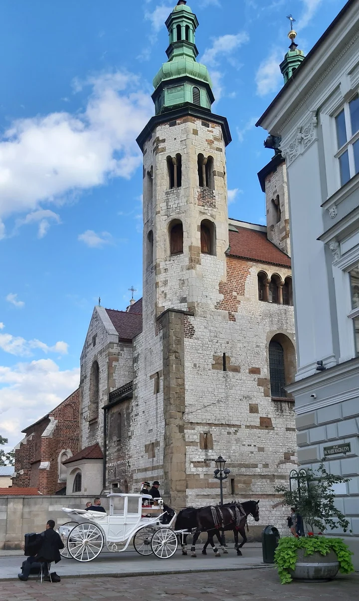 plac-wi-tej-marii-magdaleny-in-krakow-ask-ai-mindtrip