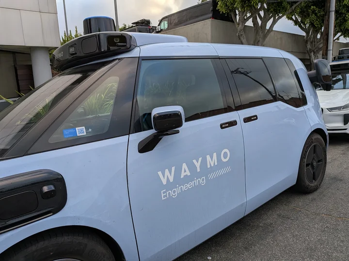 Waymo Depot in Los Angeles, California - Ask AI | mindtrip