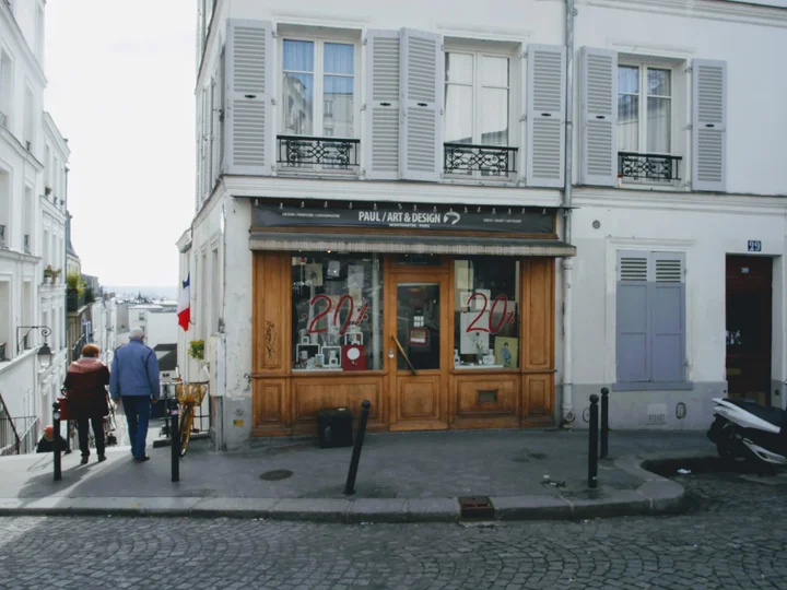 Paul / Art & Design - MERDE / CONCEPT STORE