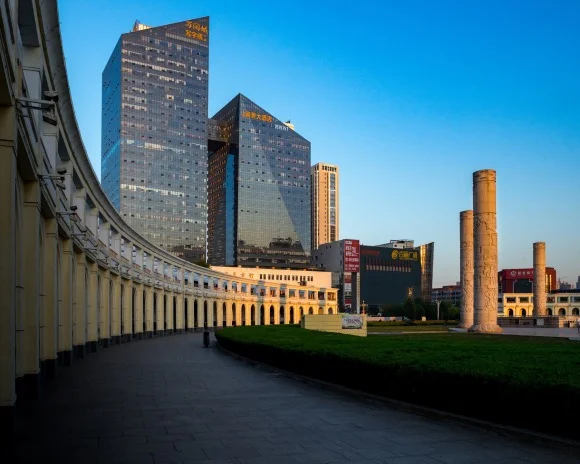 Linyi People's Square in Linyi | What to Know Before You Go
