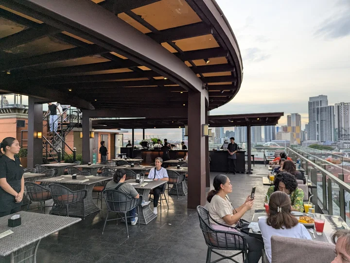 Sky Deck in Manila, Metro Manila - Ask AI | mindtrip