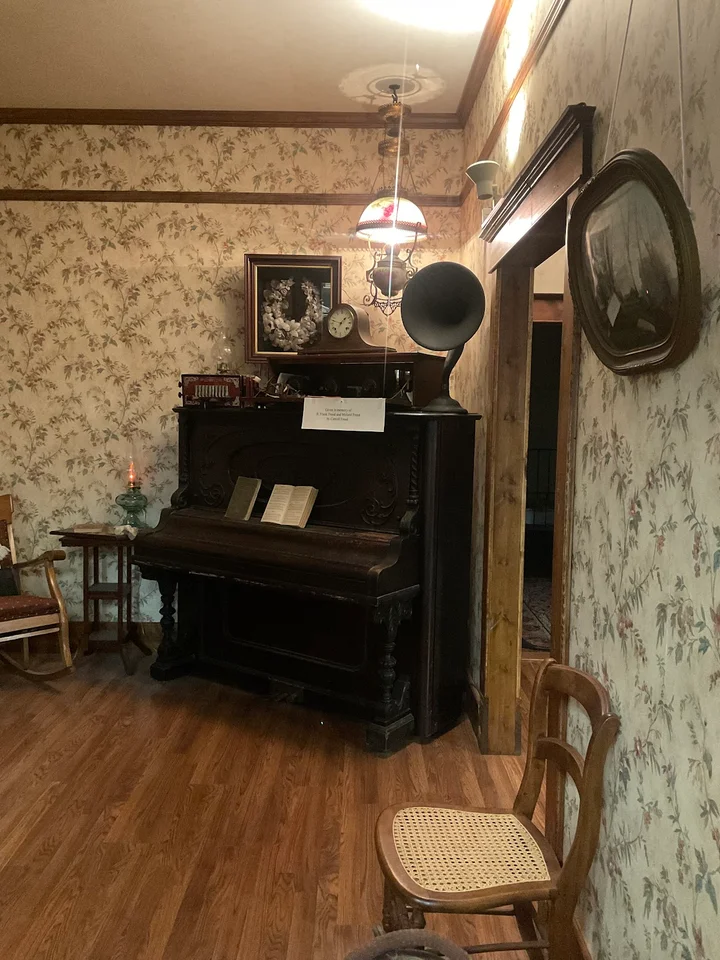 Grundy County Heritage Museum - Ask AI | mindtrip