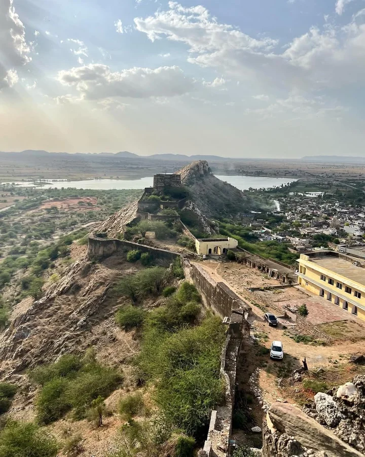 Shivad Fort in Shiwar | What to Know Before You Go