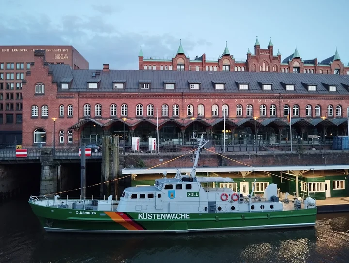 German Customs Museum in Hamburg - Ask AI | mindtrip