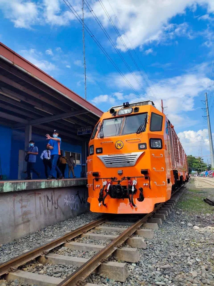 Philippine National Railways in Manila | Ask Anything