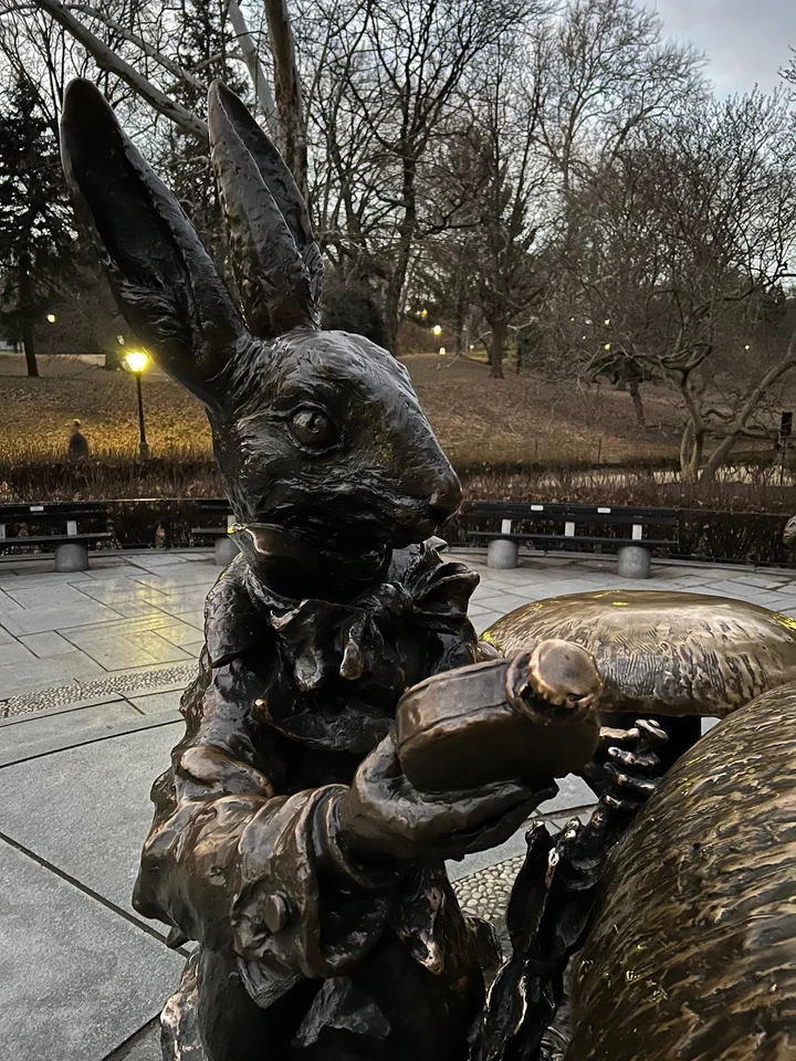 Alice in Wonderland in New York City | Ask Anything