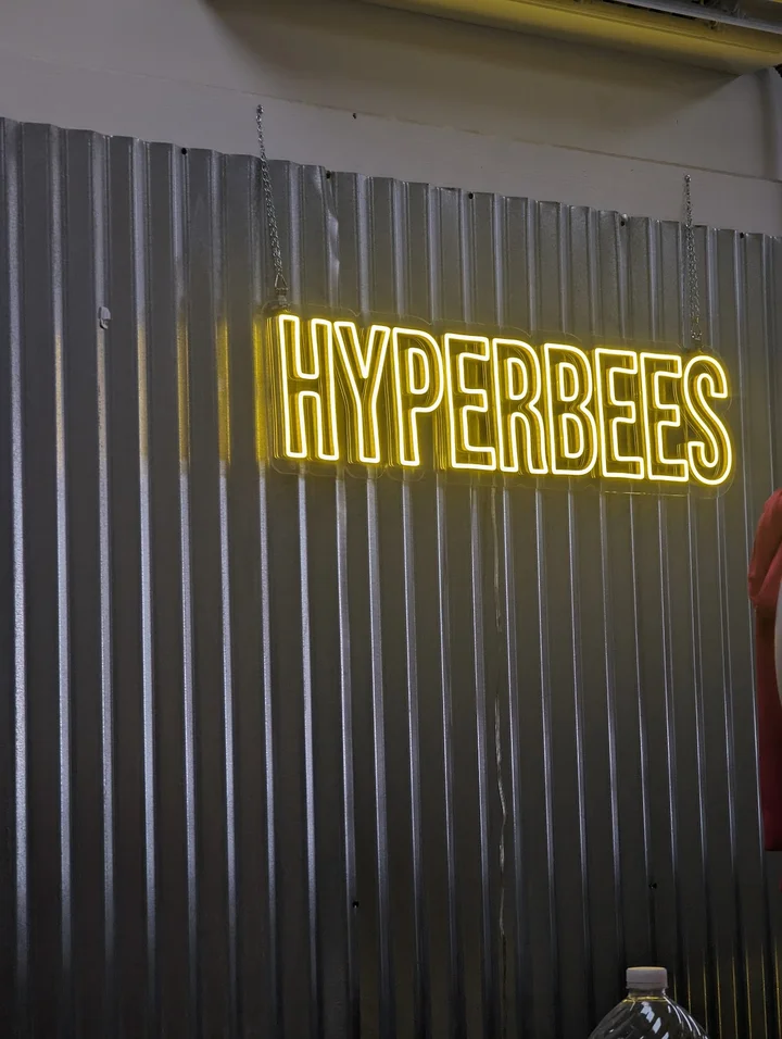 Hyperbees - Huntington Park - Ask AI | mindtrip
