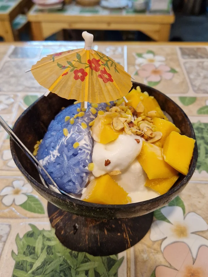 Coconut Shell Thai Food | What to Know Before You Go