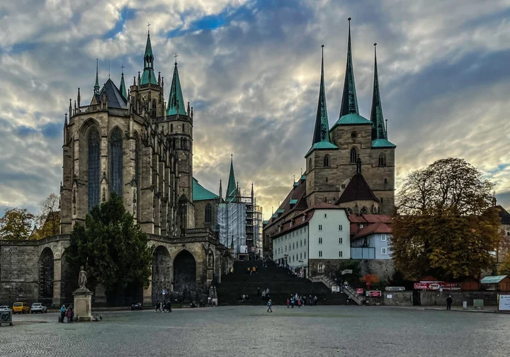 Domplatz in Erfurt, Thüringen - Ask AI | mindtrip