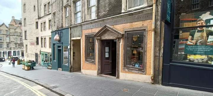Islander Flagship Store in Edinburgh | Ask Anything