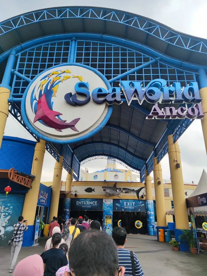 Wisata Sea World Indonesia in Jakarta - Ask AI | mindtrip