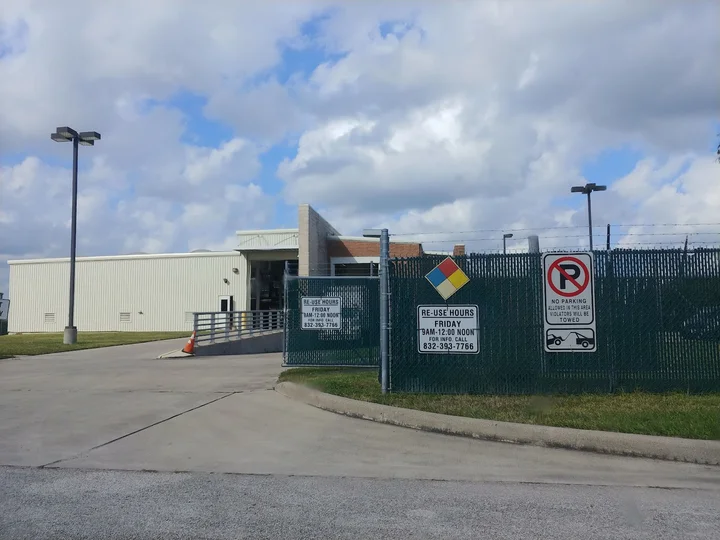 SWM - Environmental Services Center - Ask AI | mindtrip