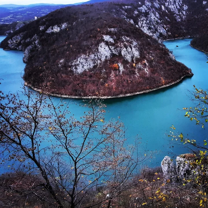 Vrbas river mountain view in Mrkonjic Grad | Ask Anything