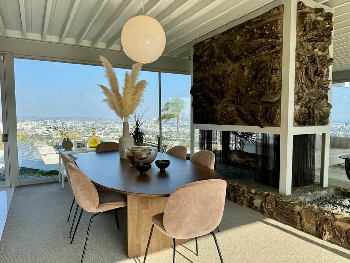 The Stahl House - Case Study House #22 - Ask AI | mindtrip